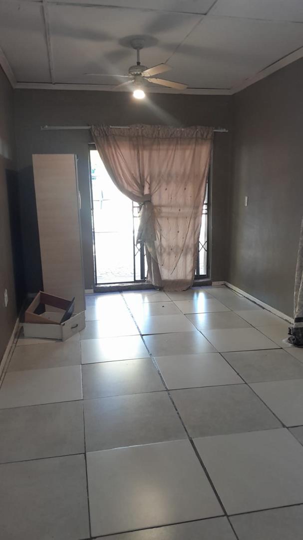 To Let 2 Bedroom Property for Rent in Elandsrand North West